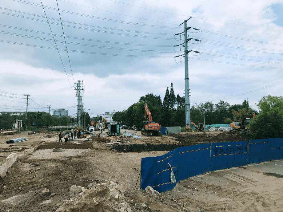 開學(xué)啦!江蘇江河小廣播為您播報(bào)道路信息！